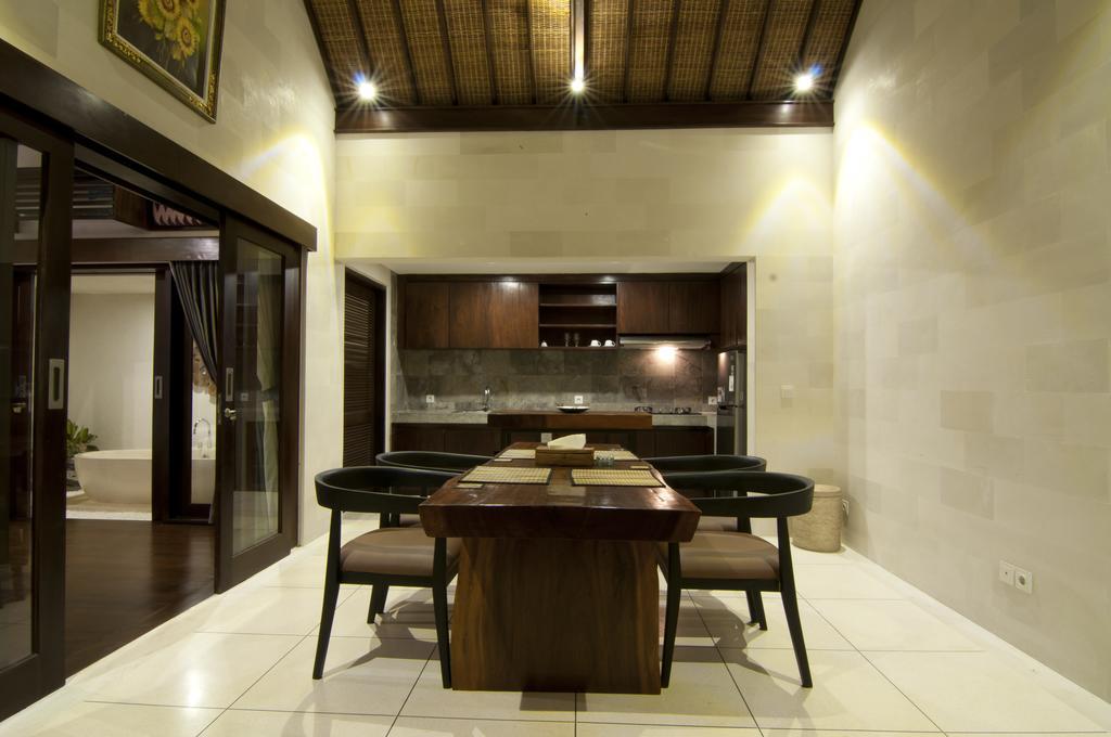 Villa Puspa Tanah Lot  Phòng bức ảnh